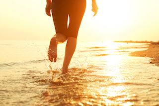 Barefoot marathon running