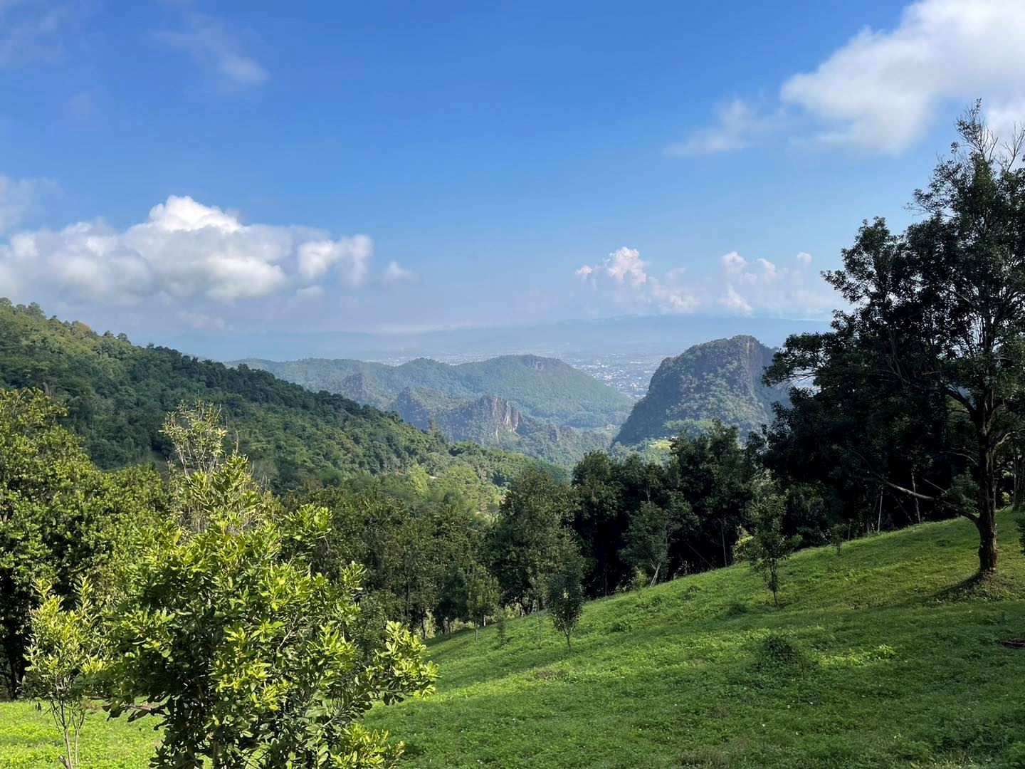 akha trail