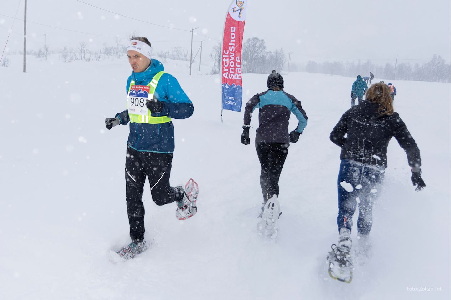 arctic snowshoe race