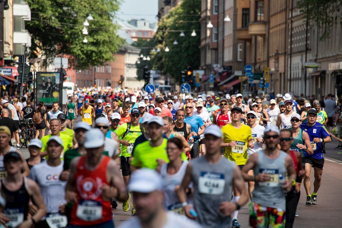 asics stockholm marathon