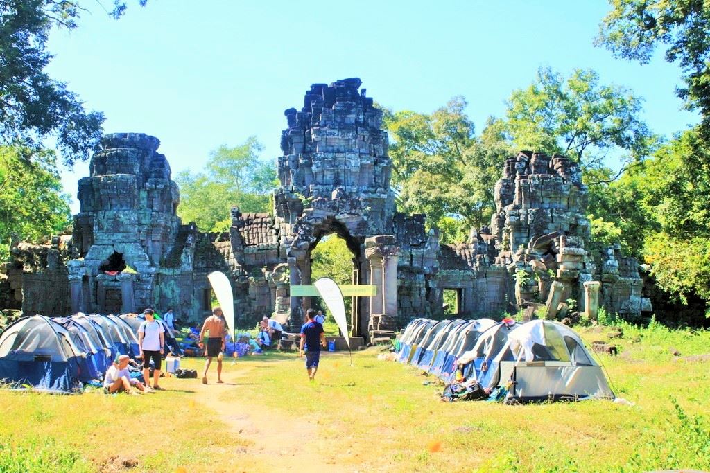 cambodia the ancient khmer path