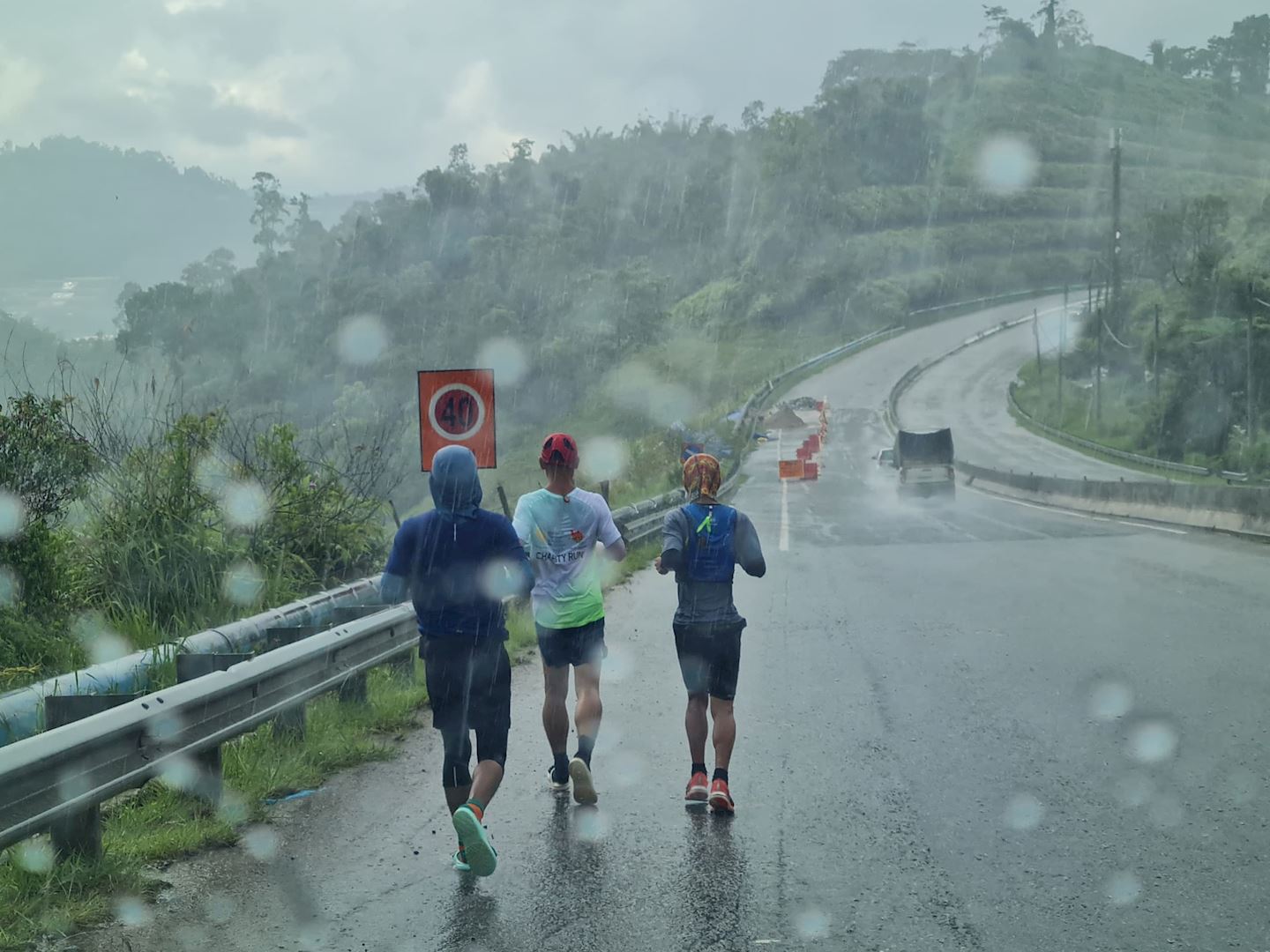 coast 2 coast 444km