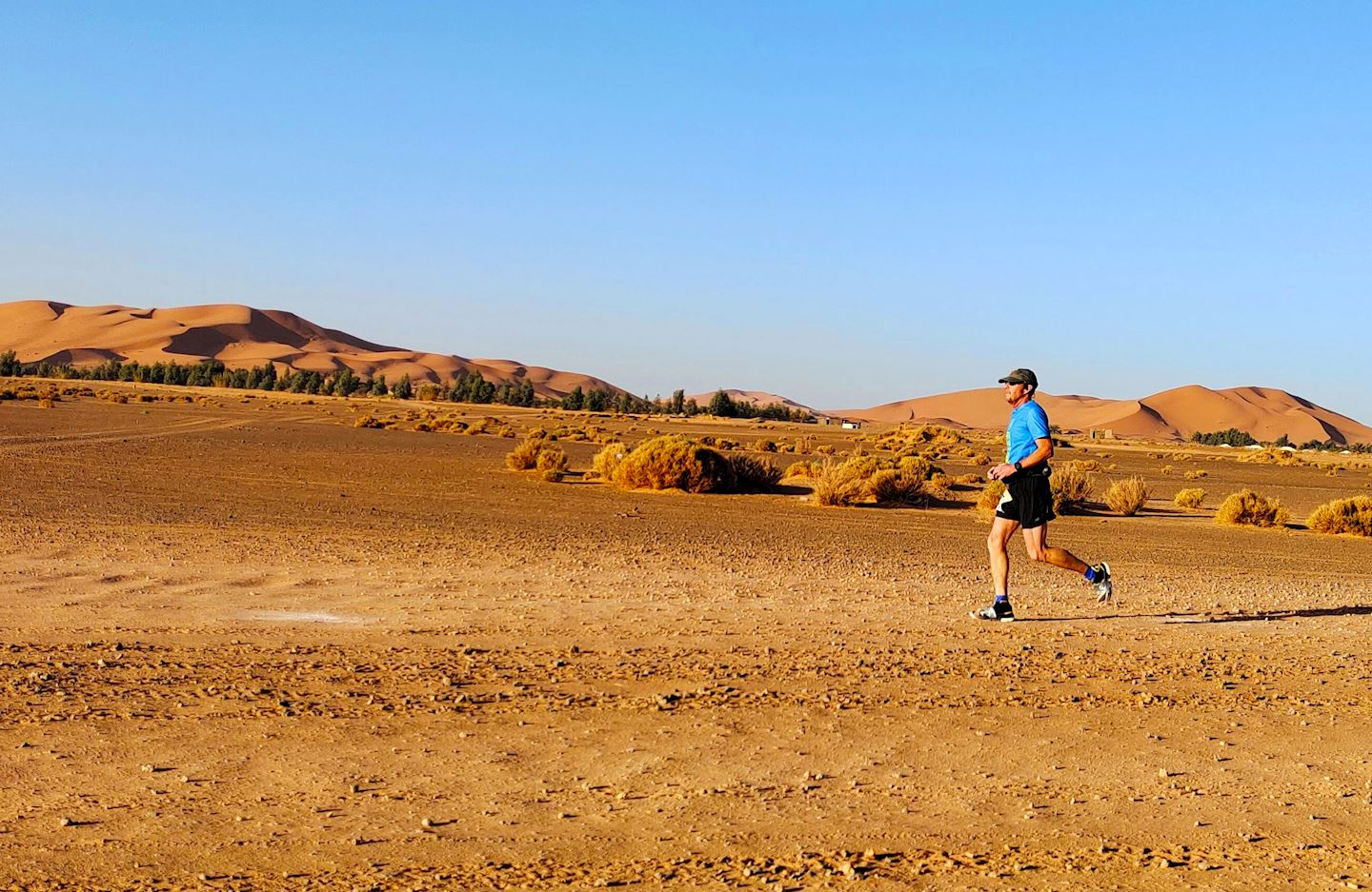 dune marathon run in the desert