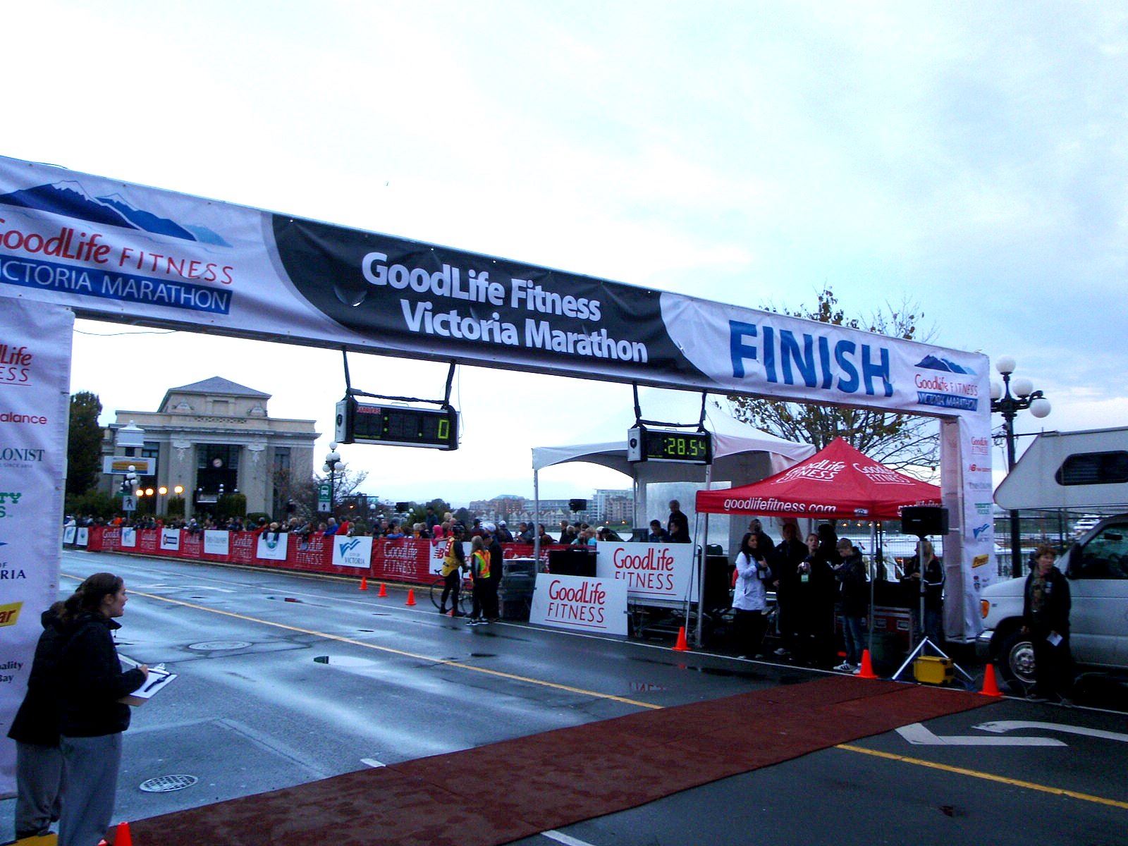 goodlife fitness victoria marathon