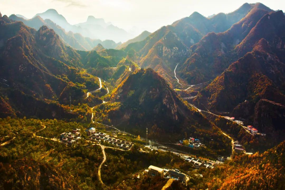 great wall 100 ultra trail challenge china police trail running challenge
