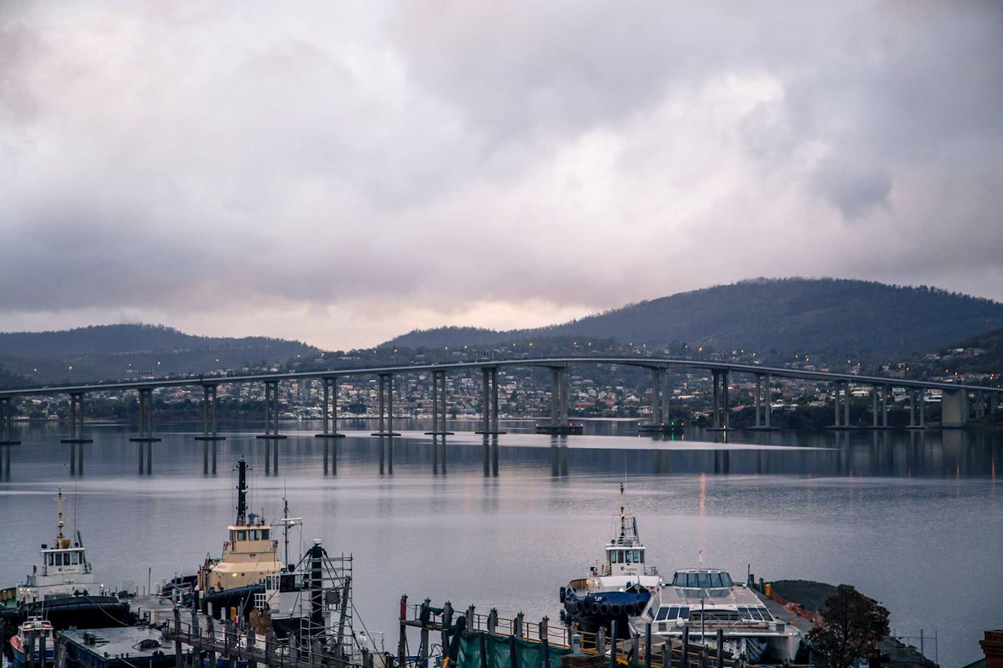 hobart run the bridge