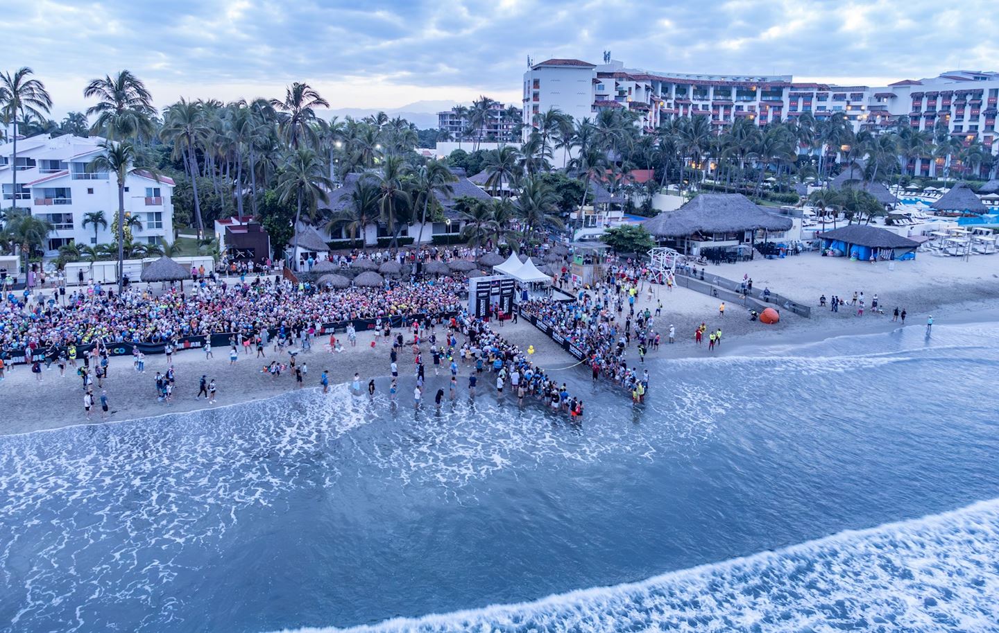 ironman 703 riviera nayarit