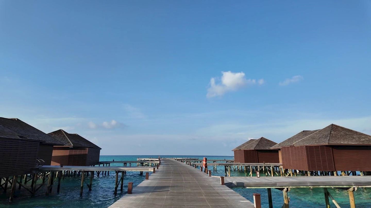 maldives hideaway resort run
