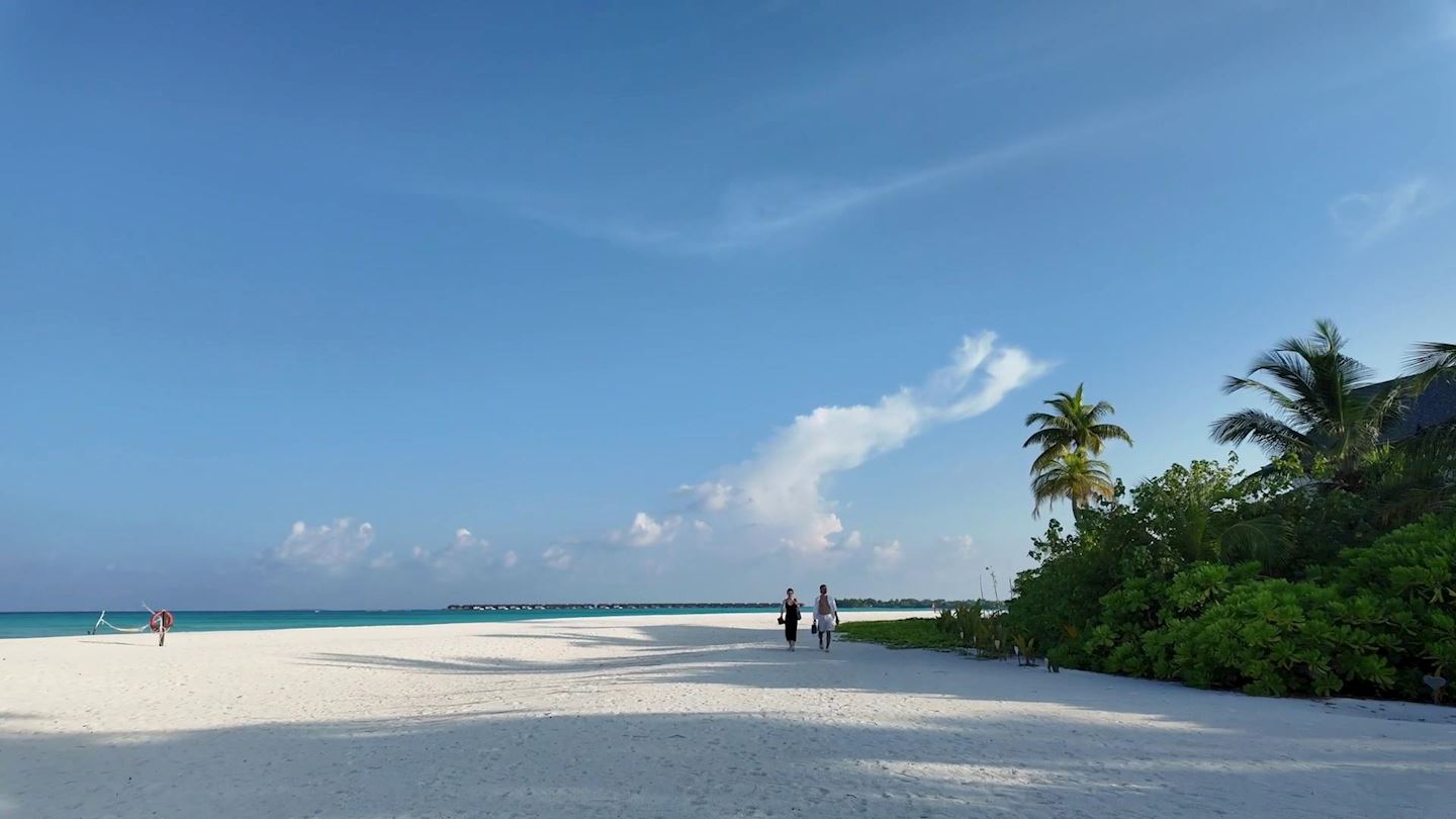 maldives hideaway resort run