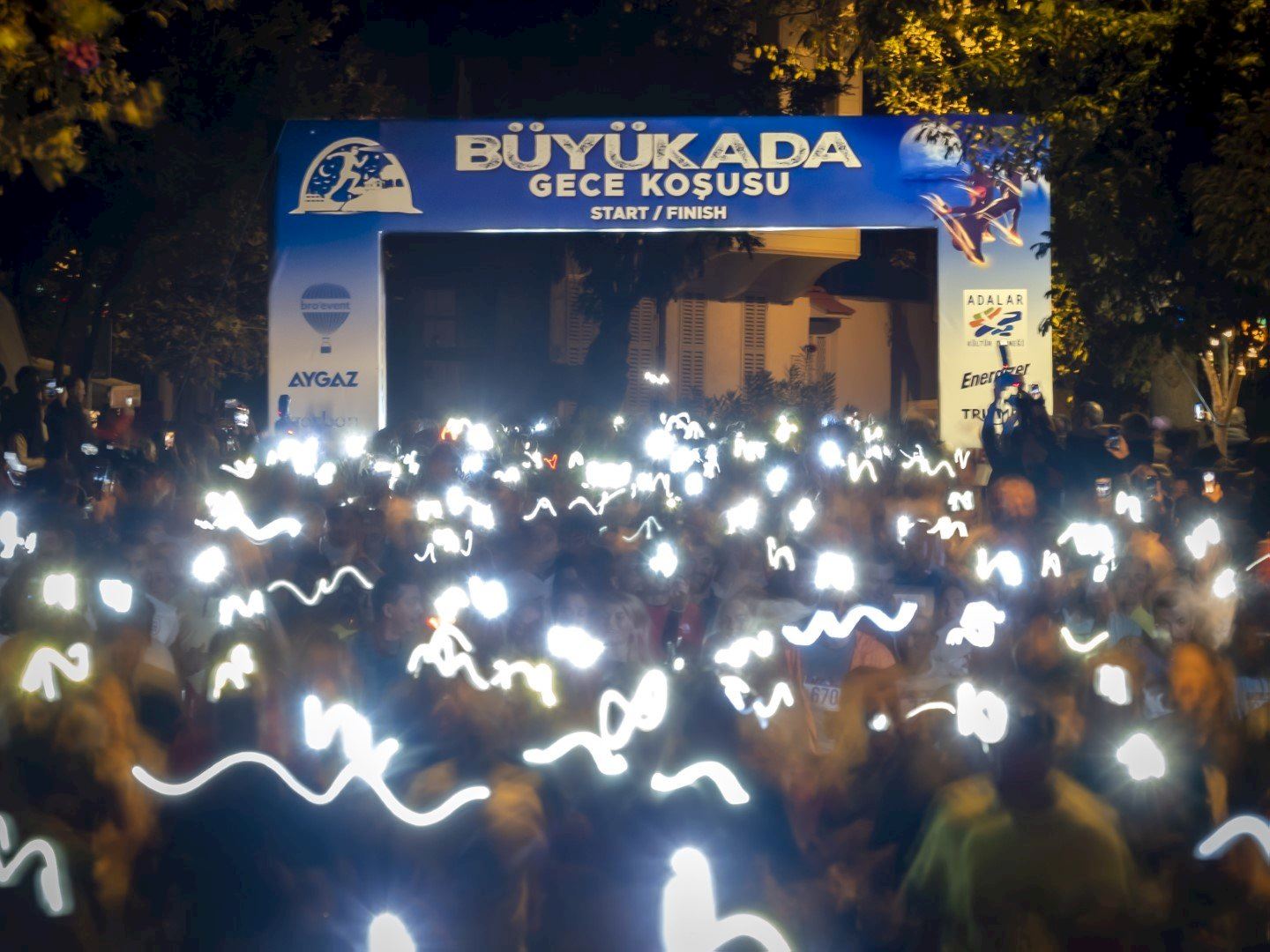 princes island night run