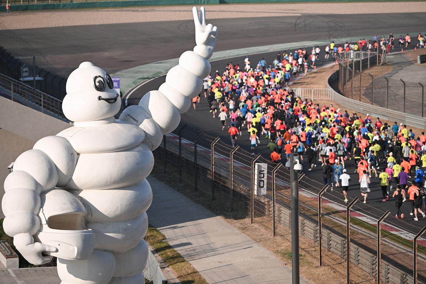 run the track shanghai f1 half marathon