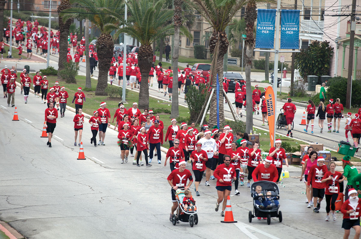Santa Hustle Half Marathon & 5k Galveston World's Marathons