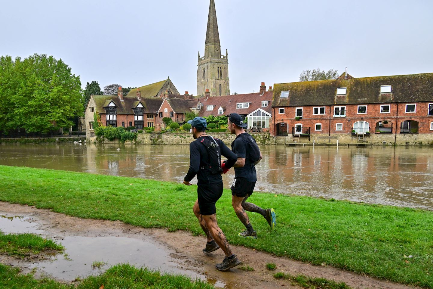 thames trot ultra