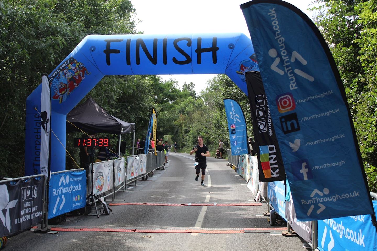 thorpe egham 10k half marathon