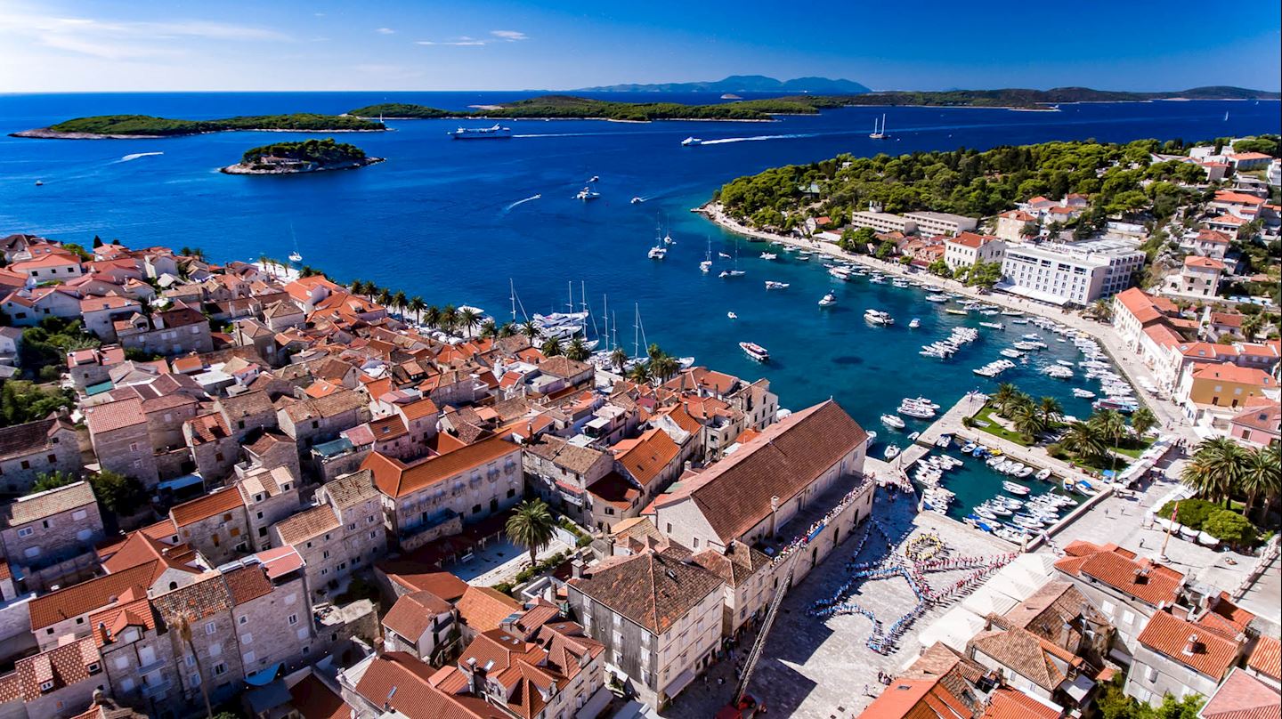 tour de hvar