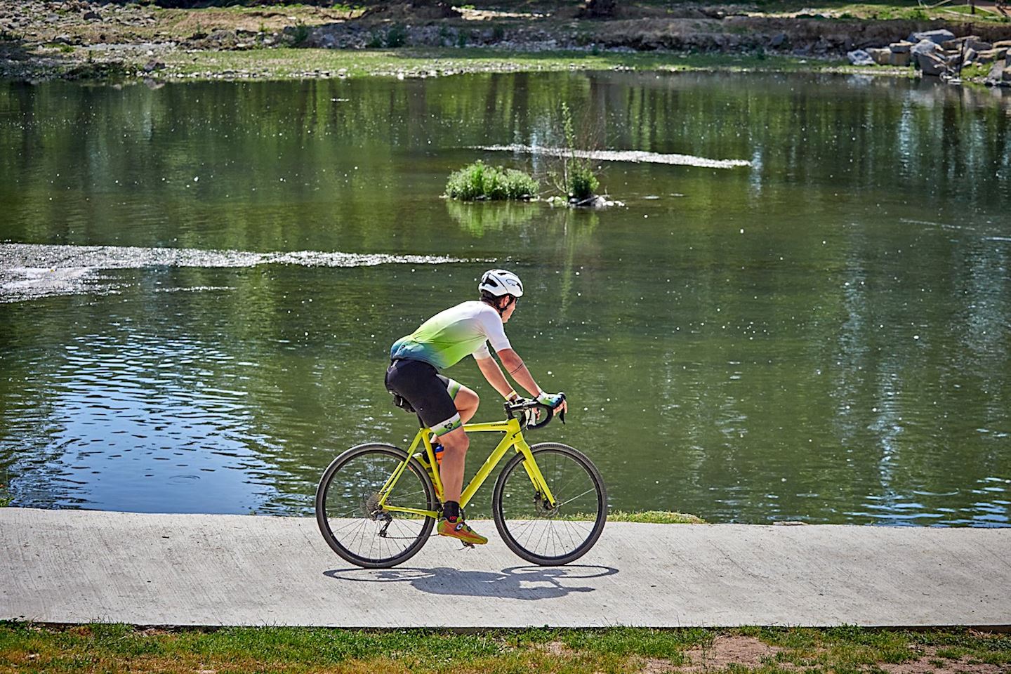 uci gravel world series girona