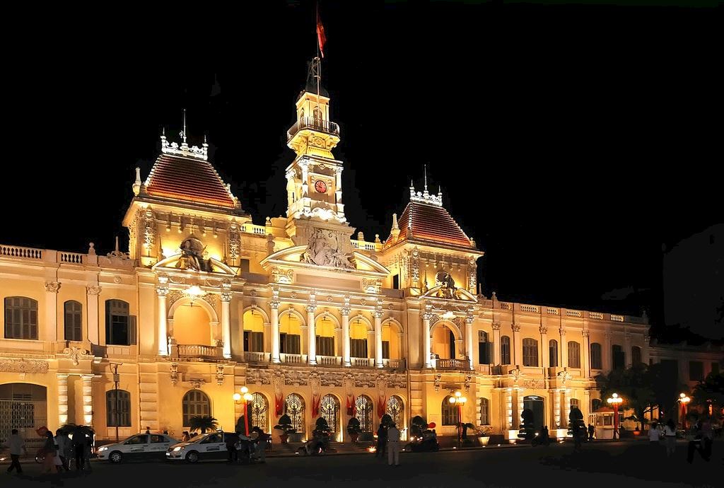 vnexpress ho chi minh city midnight