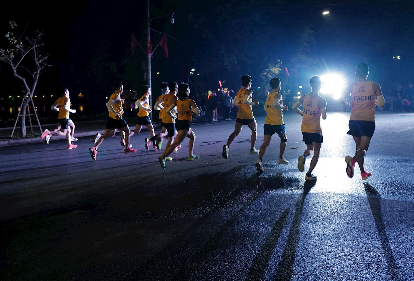 vnexpress midnight race marathon