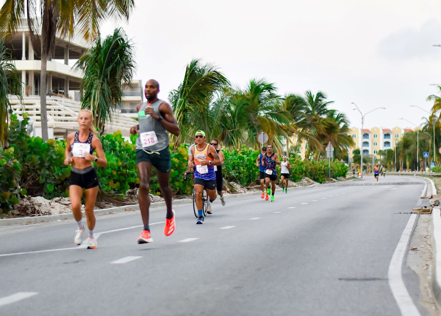 walk run aruba